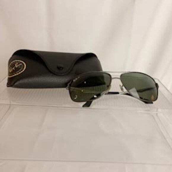 Ray-Ban RB8313 Aviator Sunglasses Polarized | Black Silver Frame Green Lenses - Picture 3 of 10